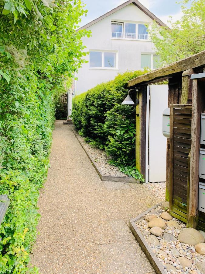 Ferienwohnung An Der Uniklinik Mit Eigener Kueche Und Renoviertem Badezimmer Homburg  Exteriér fotografie