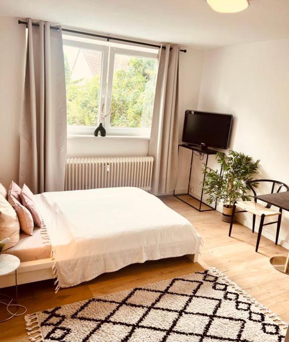 Ferienwohnung An Der Uniklinik Mit Eigener Kueche Und Renoviertem Badezimmer Homburg  Exteriér fotografie