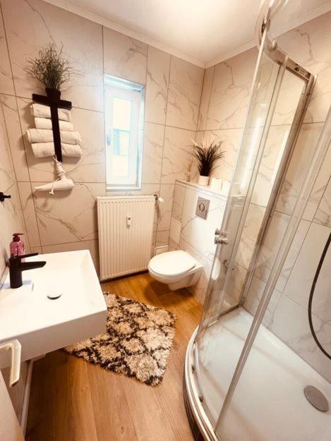 Ferienwohnung An Der Uniklinik Mit Eigener Kueche Und Renoviertem Badezimmer Homburg  Exteriér fotografie